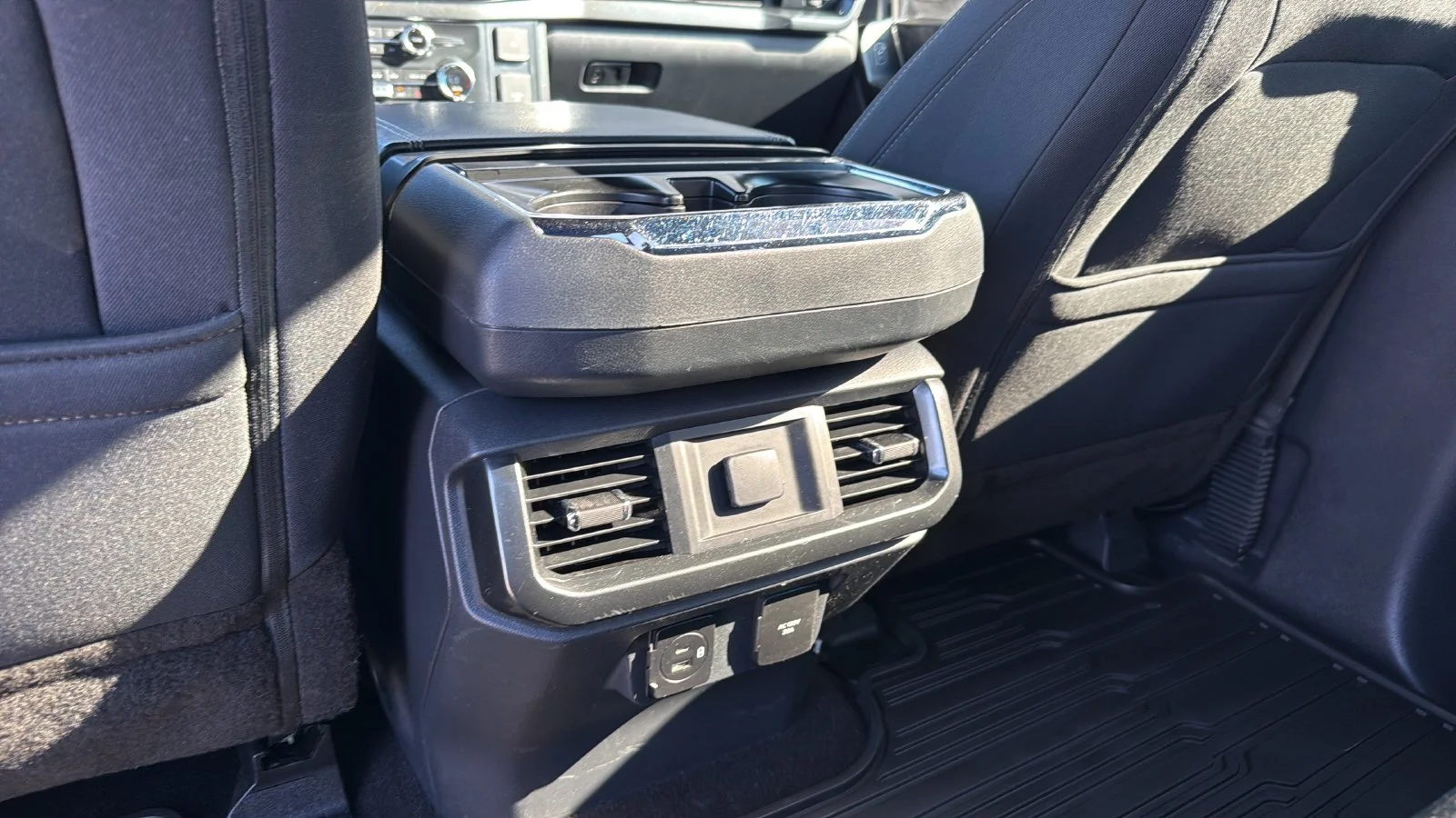 Used 2021 White Ford XLT image 22