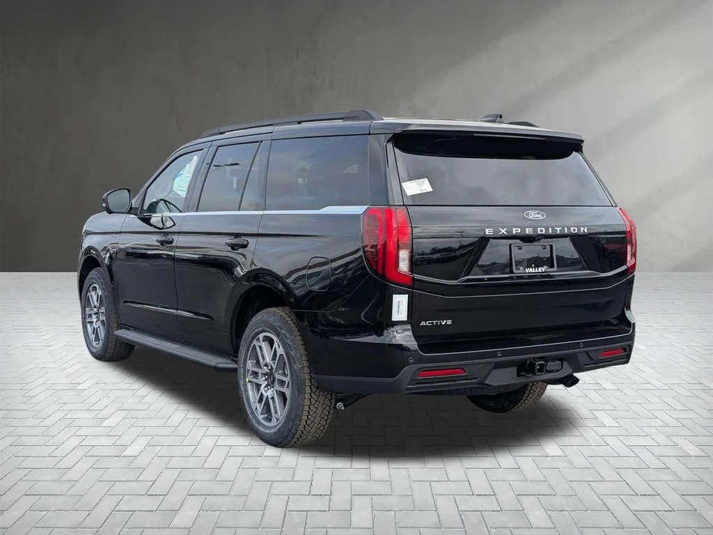 New 2026 Agate Black Metallic Ford Active image 8