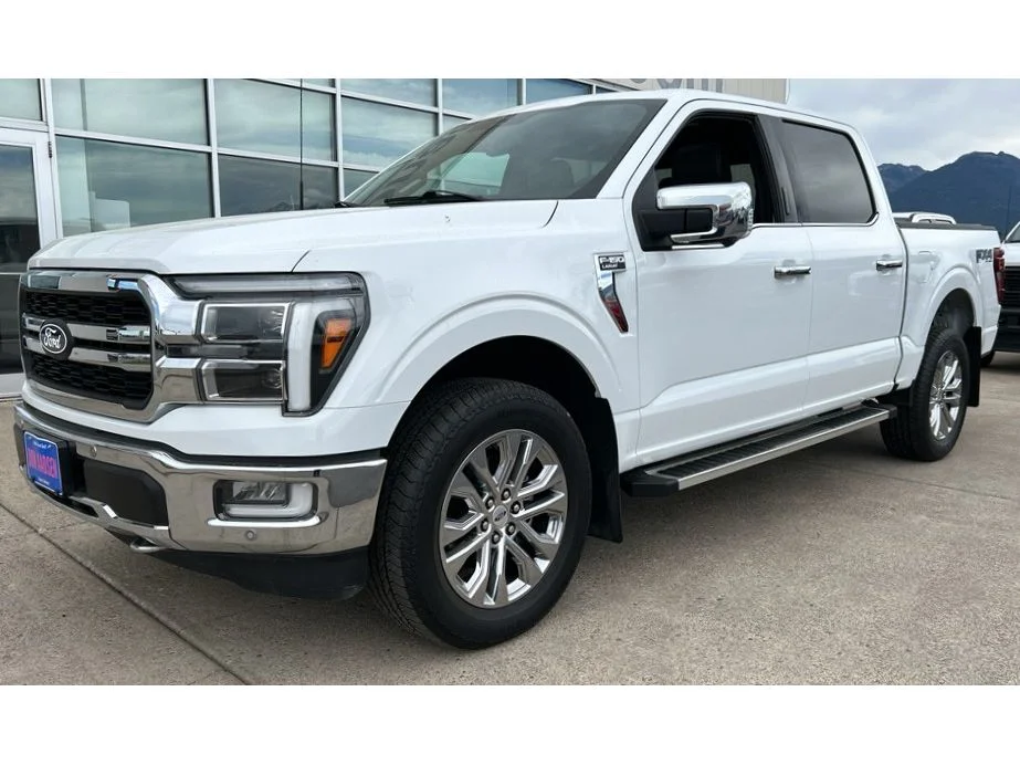 Certified Used 2024 Oxford White Ford LARIAT image 4