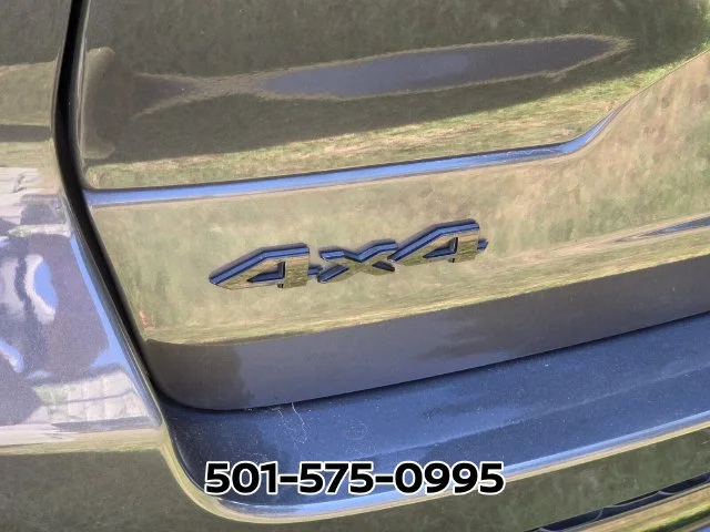 Used 2023 Gray Jeep Altitude X image 10
