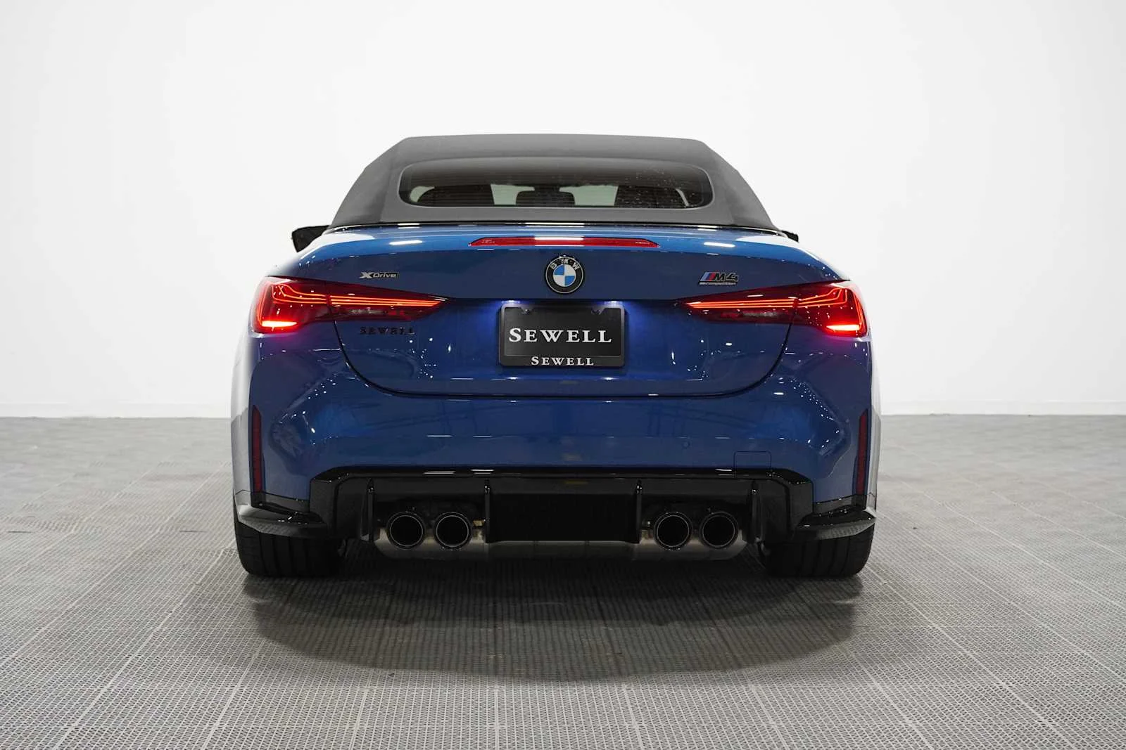 New 2027 Special Order Color BMW Competition xDrive image 5