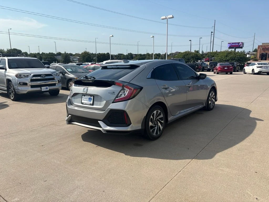 Used 2018 Silver Honda LX image 5