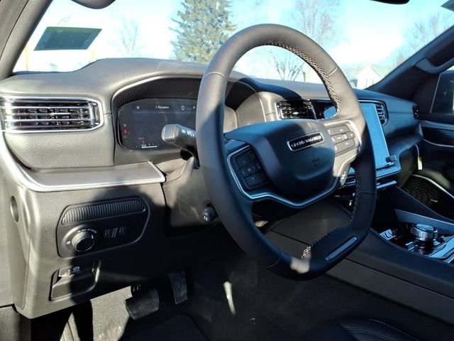 New 2026 High Gloss Black Exterior Paint Jeep Limited Altitude image 14