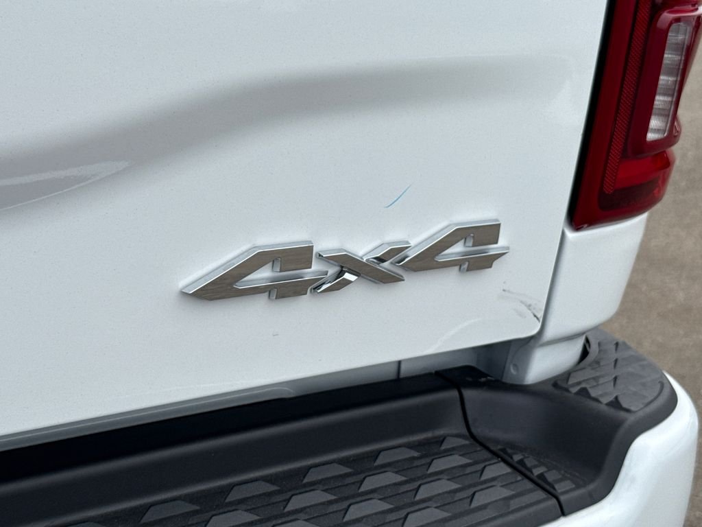 New 2026 Bright White Clear-Coat Exterior Paint RAM Laramie image 10