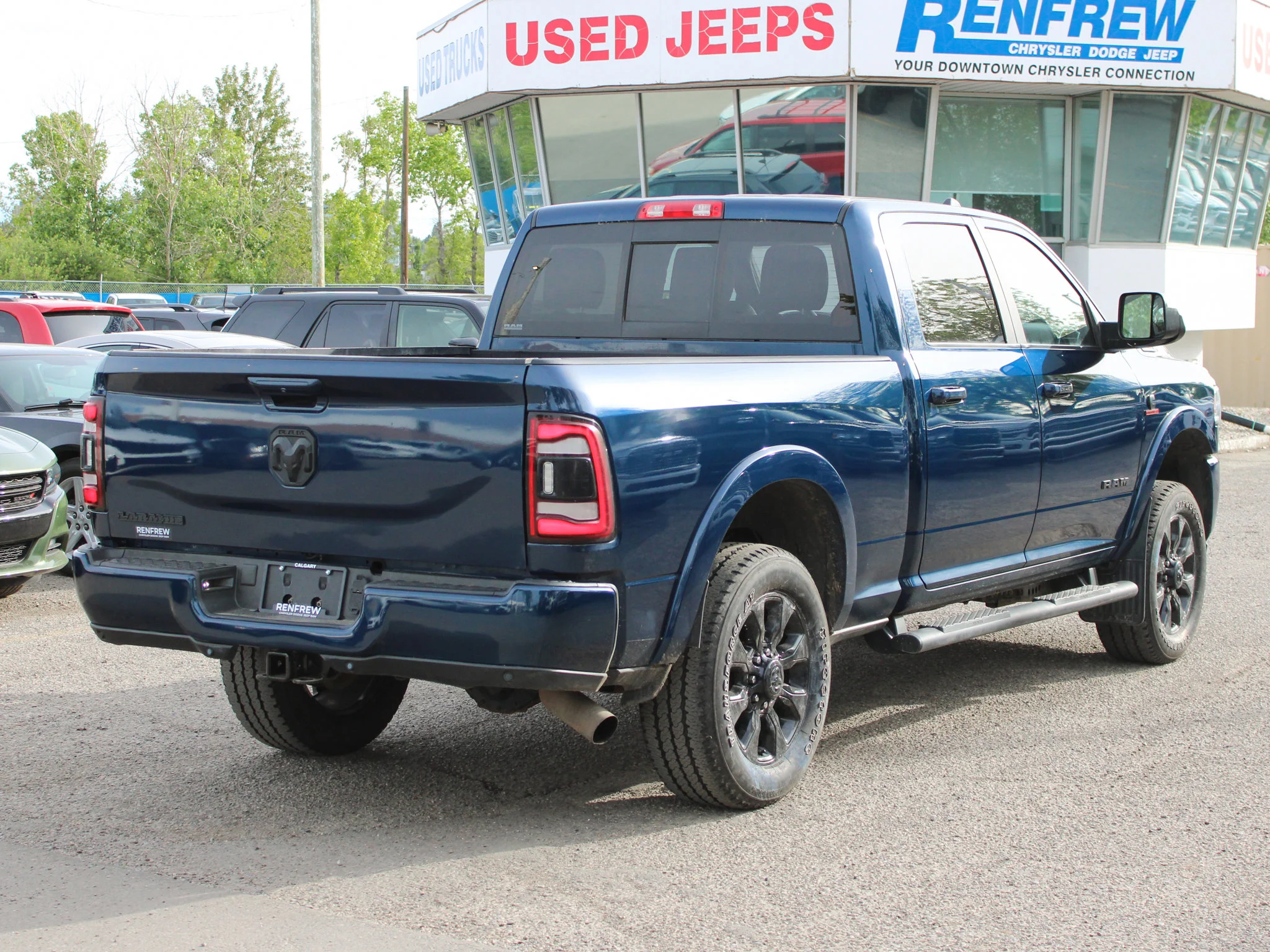 Used 2021 Blue RAM Laramie * Night Edition | Cummins Diesel | Rear Air Suspension | Harman/Kardon | Apple CarPlay image 16
