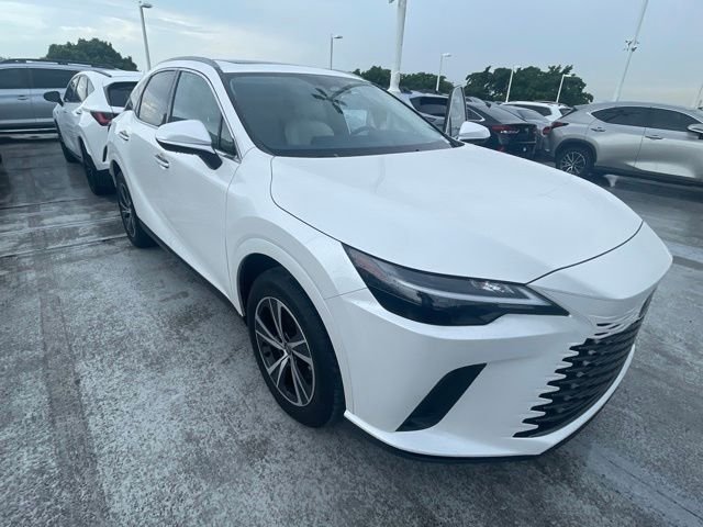 Used 2024 White Lexus 350 Premium image 9