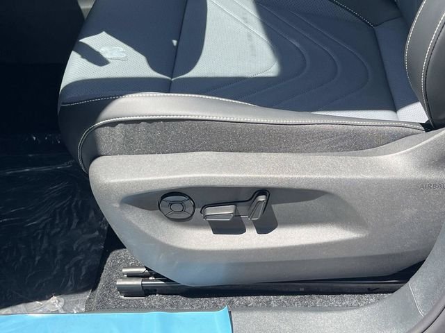 New 2026 Black Volkswagen 2.0T SE image 24
