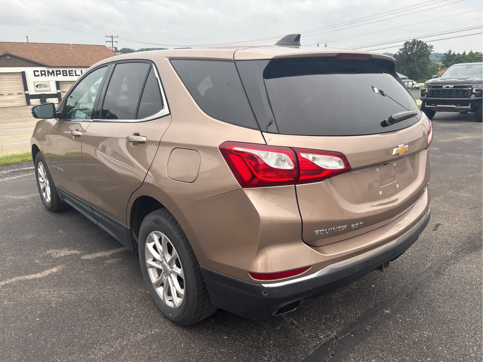 Used 2018 Sandy Ridge Metallic Chevrolet LT image 5