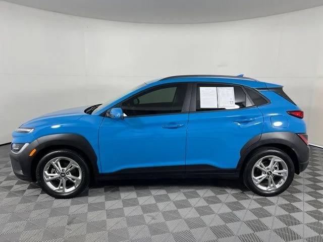 Used 2022 Green Hyundai SEL image 4