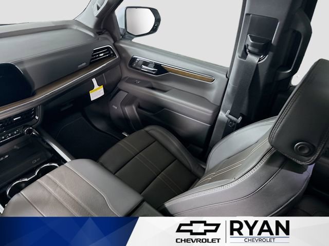 2026 Chevrolet Suburban High Country - Photo 25