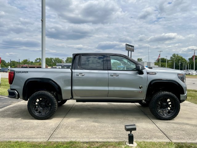 New 2026 Sterling Metallic GMC AT4 image 10