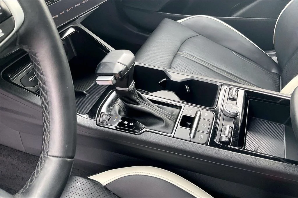 Used 2025 Gray Kia GT-Line image 17