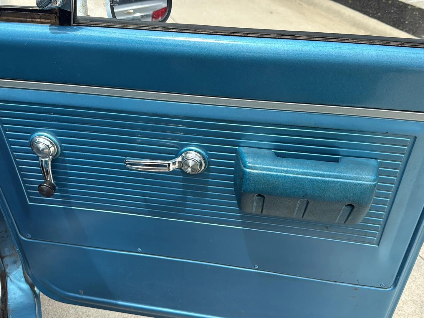 Used 1970 White Chevrolet  image 19