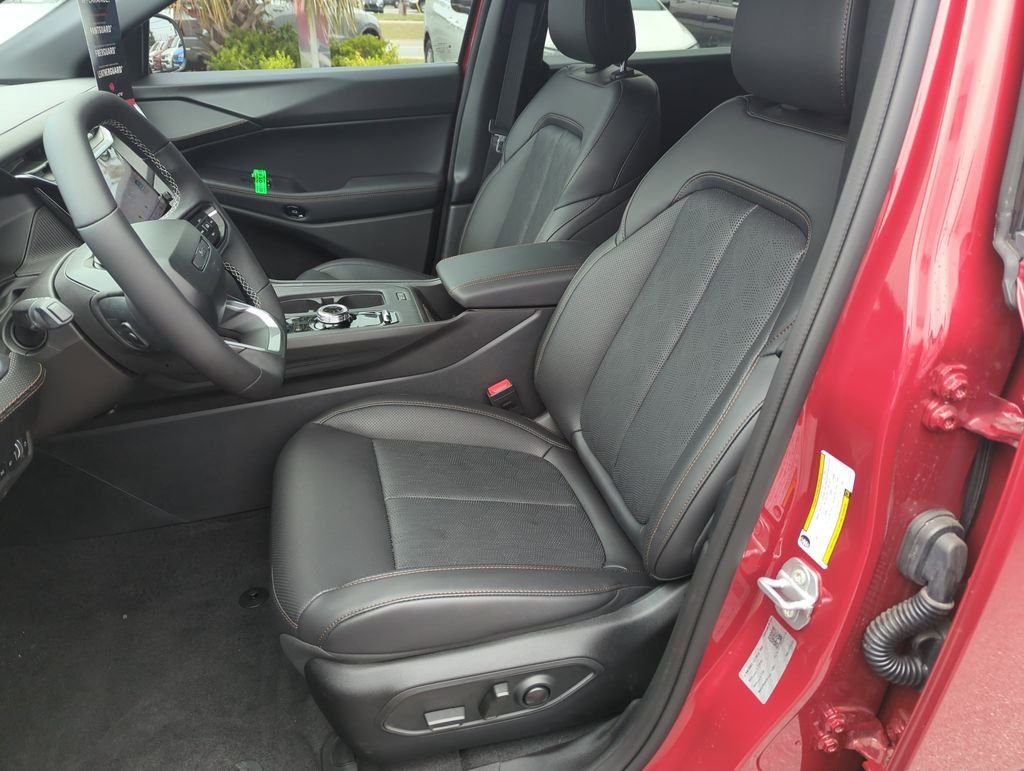 New 2026 Red Hot Pearl-Coat Exterior Paint Jeep Overland image 12