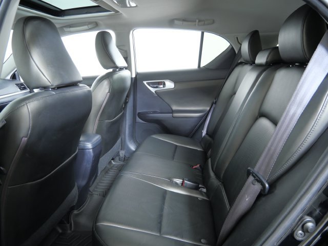 Used 2013 Black Lexus 200h image 15
