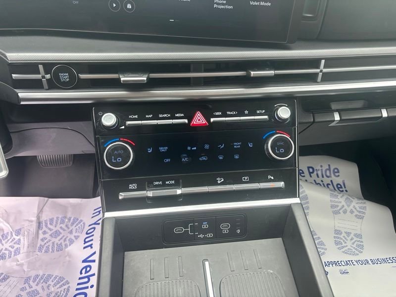 Used 2024 Silver Hyundai SEL image 38