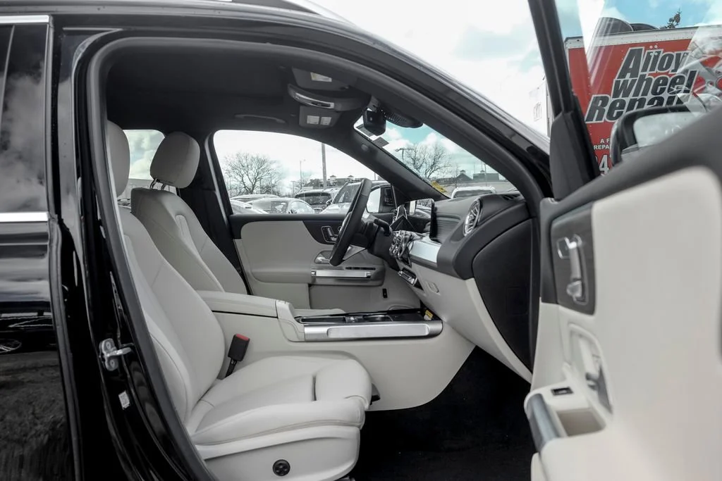 New 2026 Night Black Mercedes-Benz GLB 250 image 56