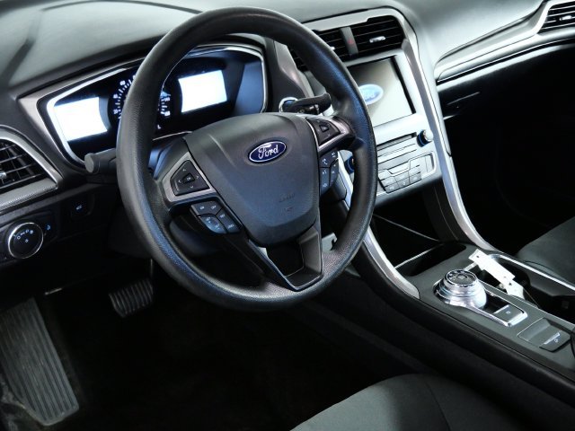 Certified Used 2017 Gray Ford SE image 18
