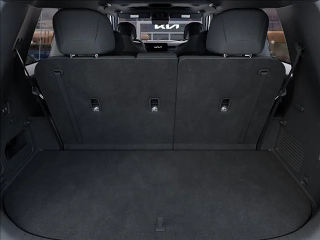 New 2027 Ebony Black Kia S image 19