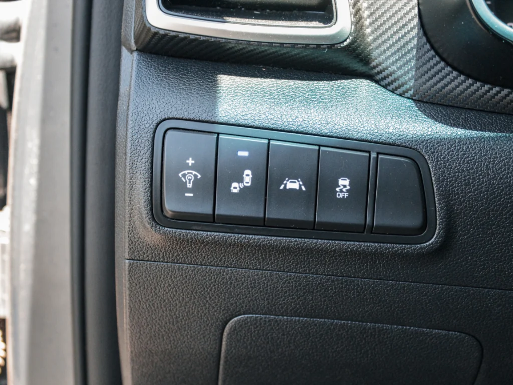 Used 2019 Dusk Blue Hyundai Value image 11
