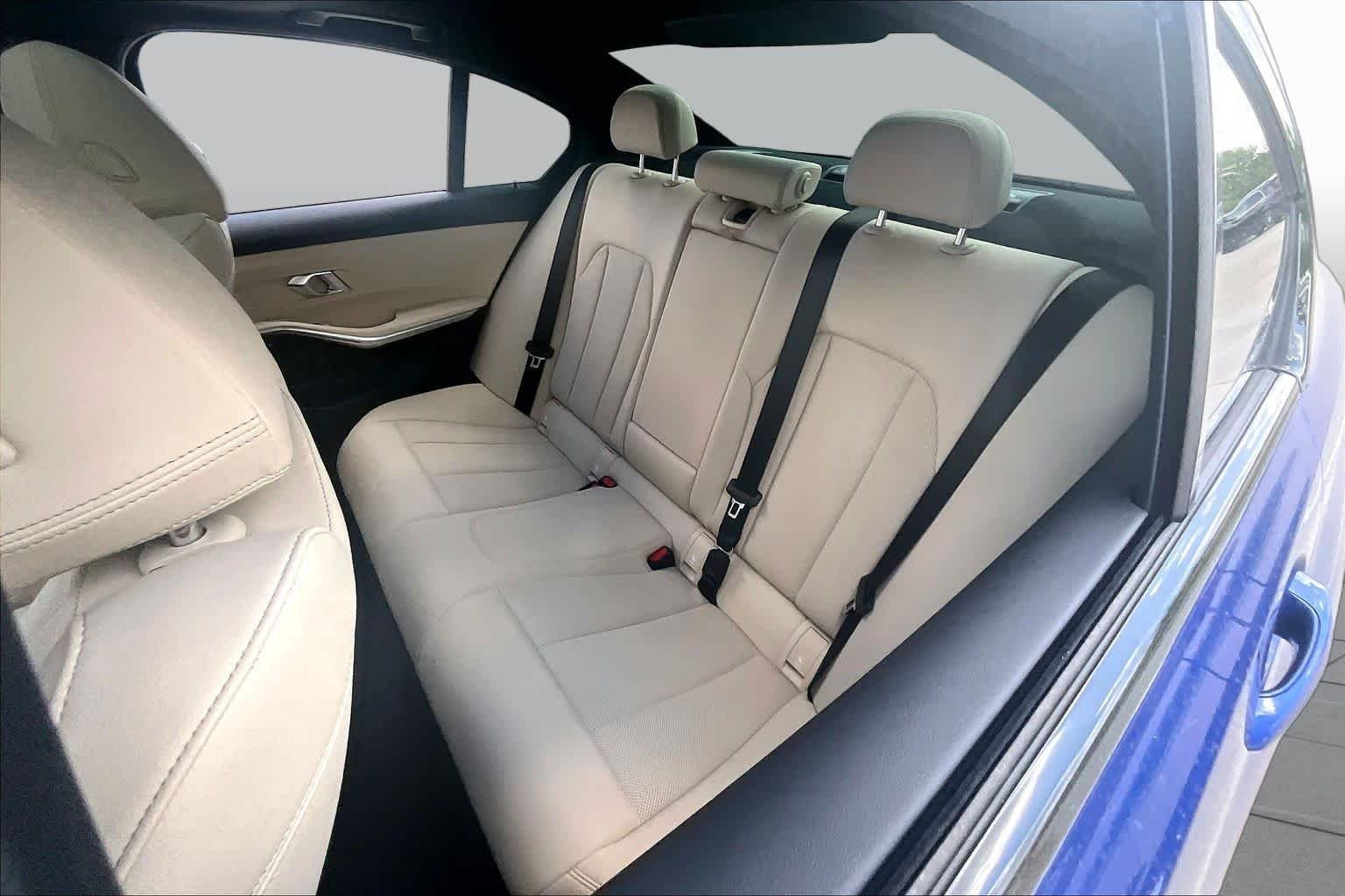 Used 2026 Portimao Blue Metallic BMW 330i image 19