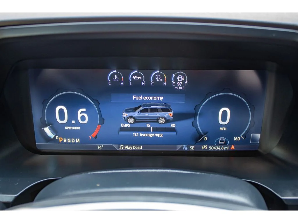 Used 2023 Agate Black Metallic Ford Platinum image 39