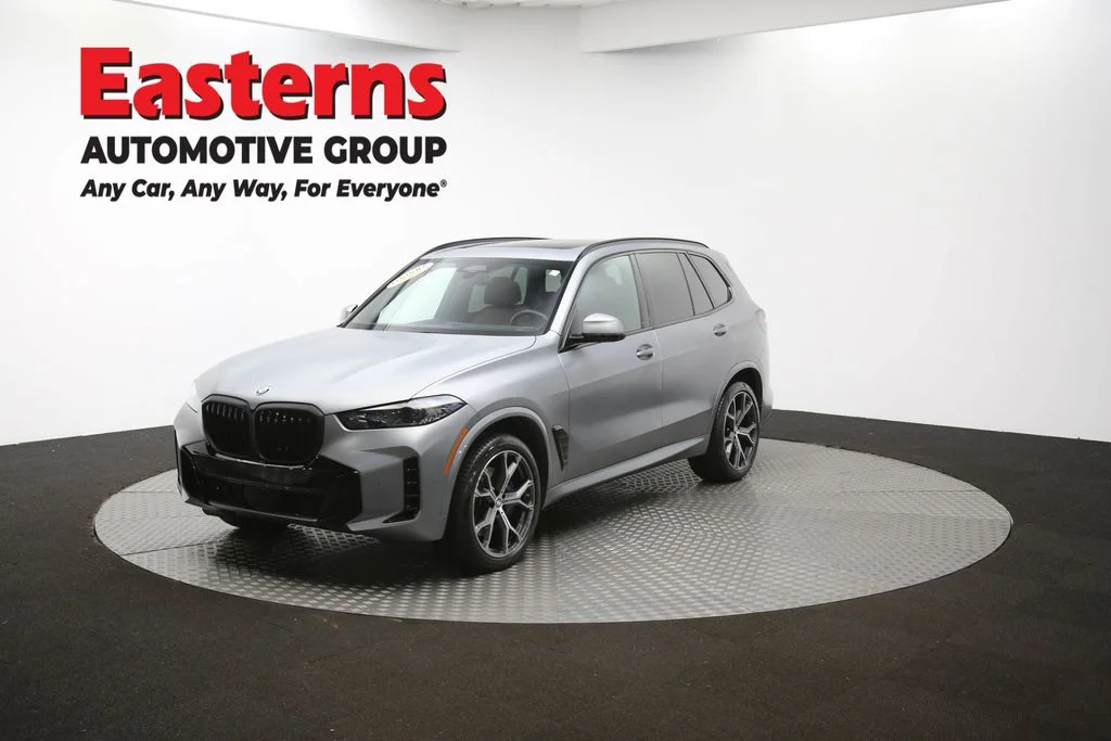 Used 2025 Gray BMW xDrive40i image 56