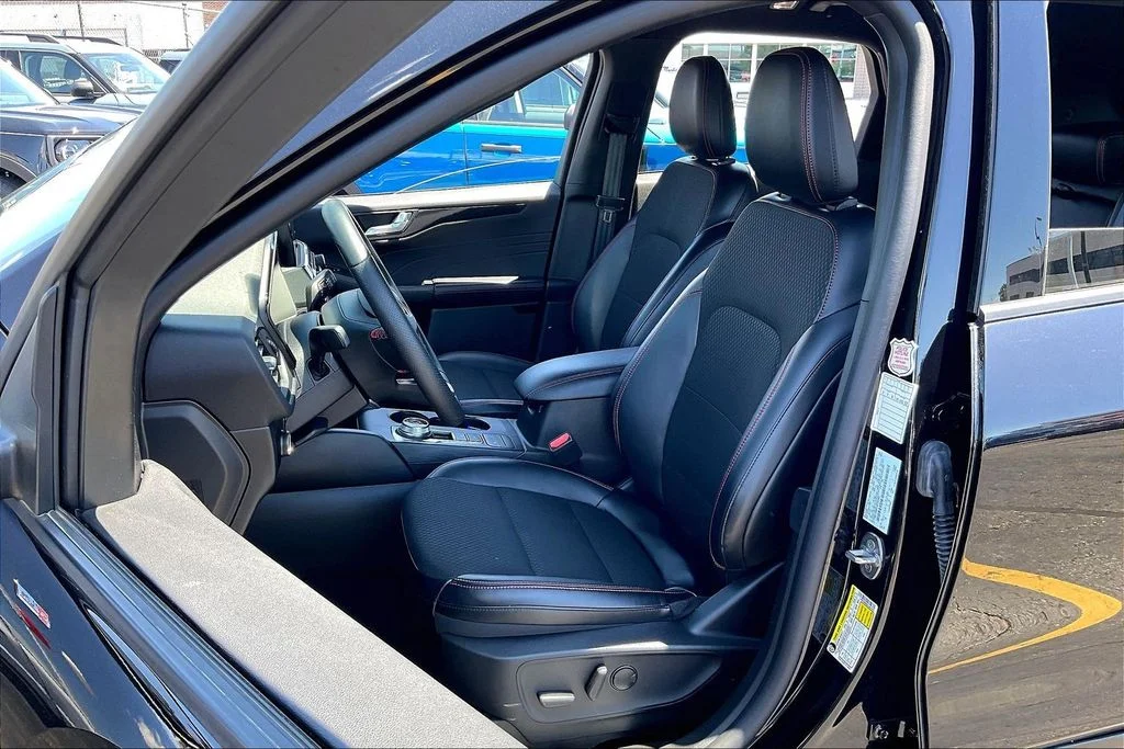 Used 2025 Black Ford ST-Line image 24