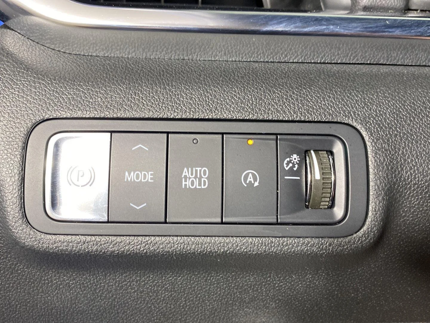 Used 2025 Rapids Metallic GMC FWD Elevation image 20