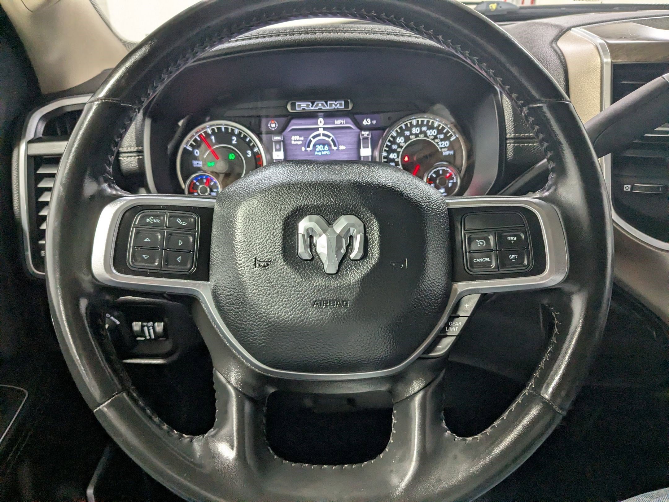 Used 2022 Granite Crystal Metallic Clearcoat Ram Laramie image 11
