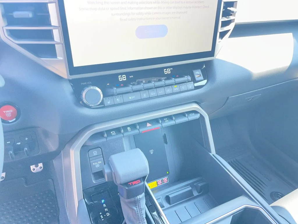 2026 Toyota Tundra Limited - Photo 23