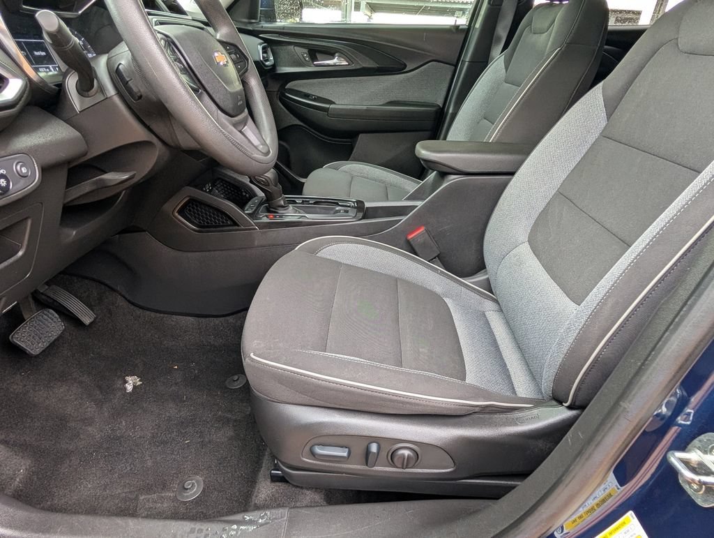 2023 Chevrolet TrailBlazer LT - Photo 13