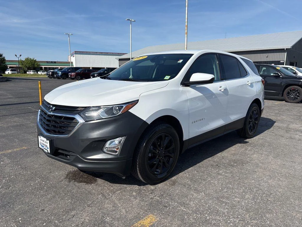 Used 2020 SUMMIT WHITE Chevrolet LT image 3