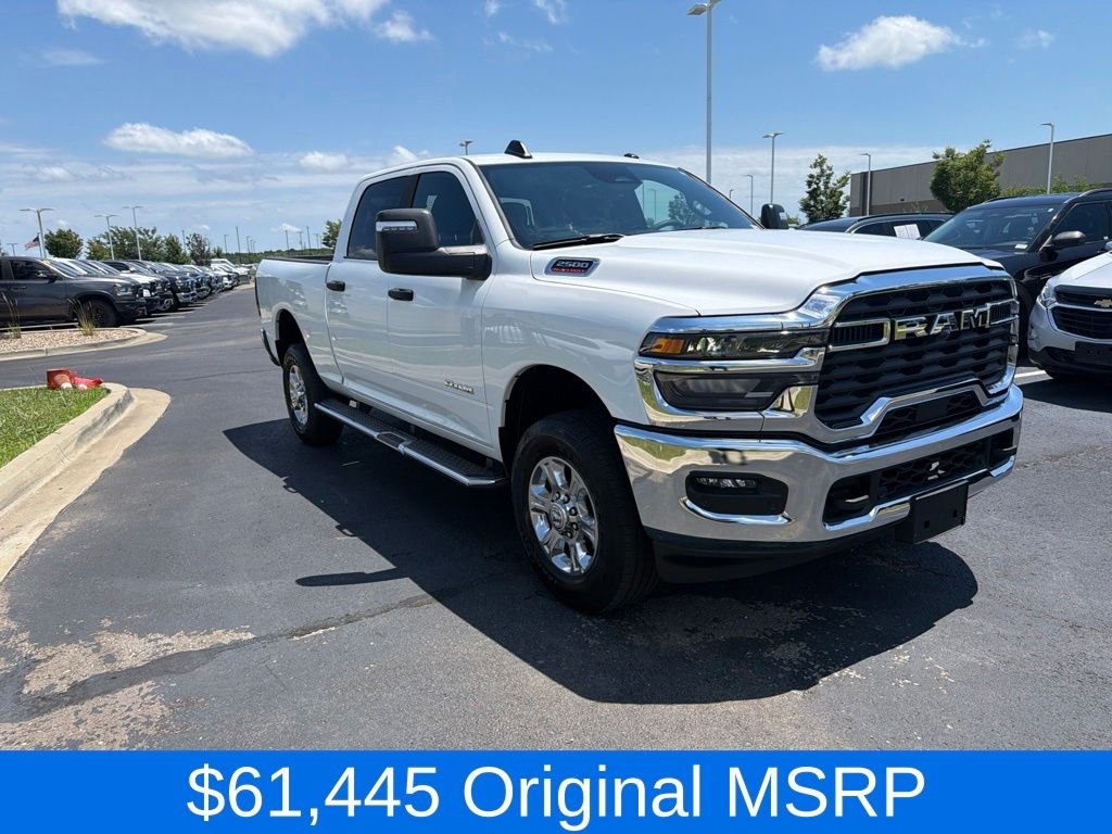 Used 2025 White Ram Big Horn image 1