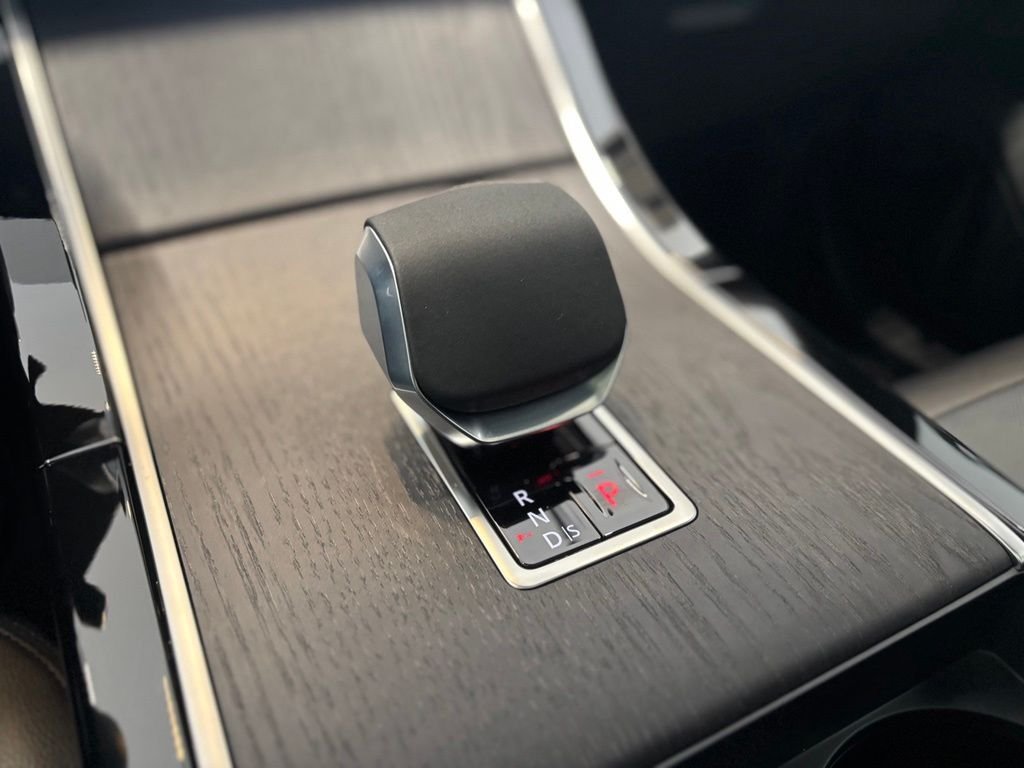 New 2026 Varesine Blue Land Rover S image 8