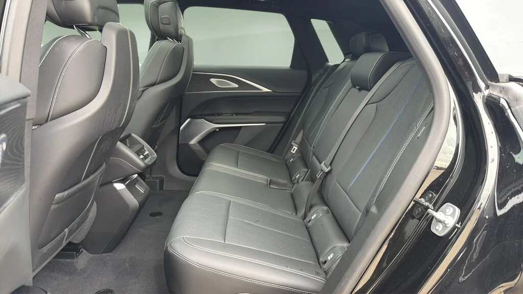 Used 2025 Stellar Black CADILLAC Sport w/1SJ image 16