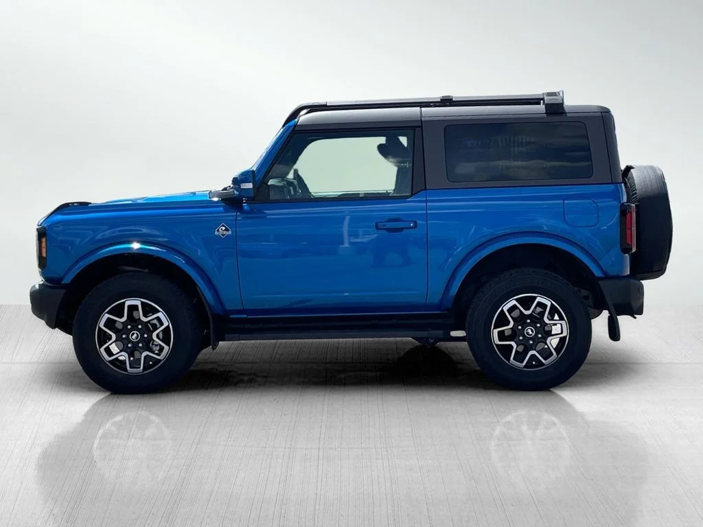 Used 2023 Velocity Blue Metallic Ford Outer Banks image 6