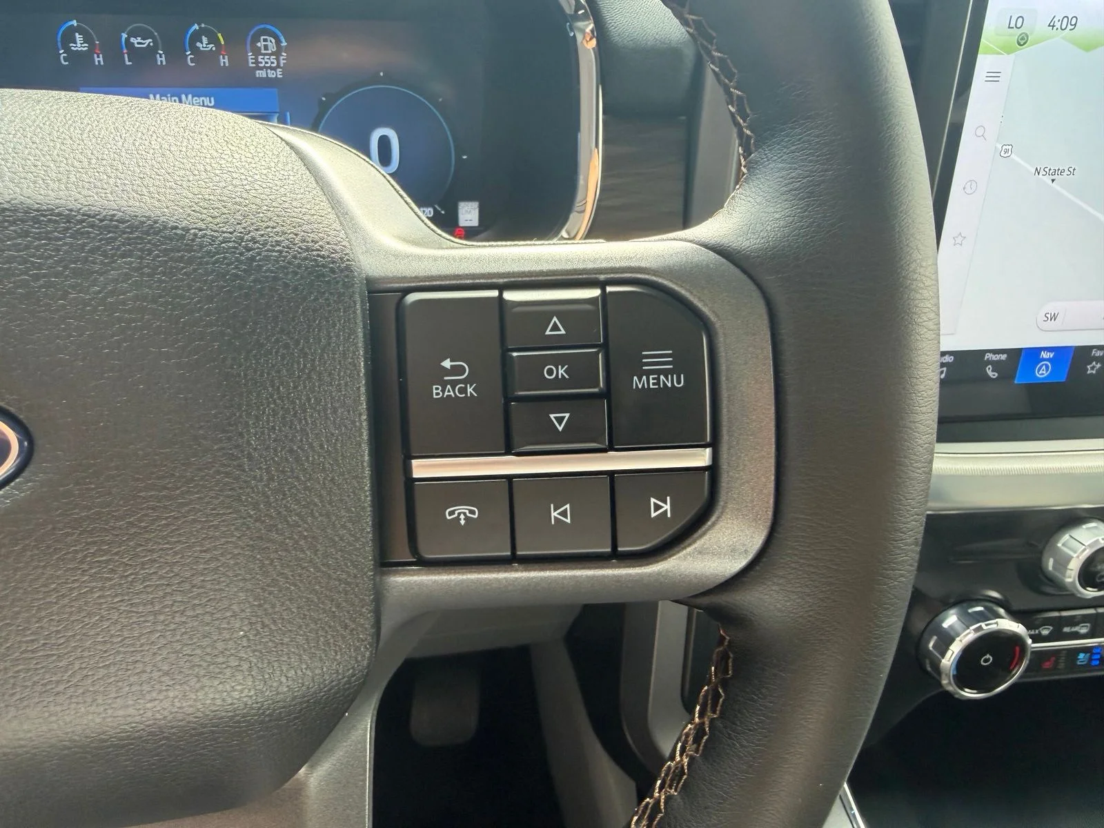 Used 2025 Black Ford Lariat image 16