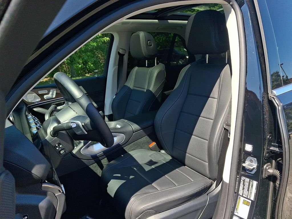Certified Used 2026 Black Mercedes-Benz GLE 450 image 13