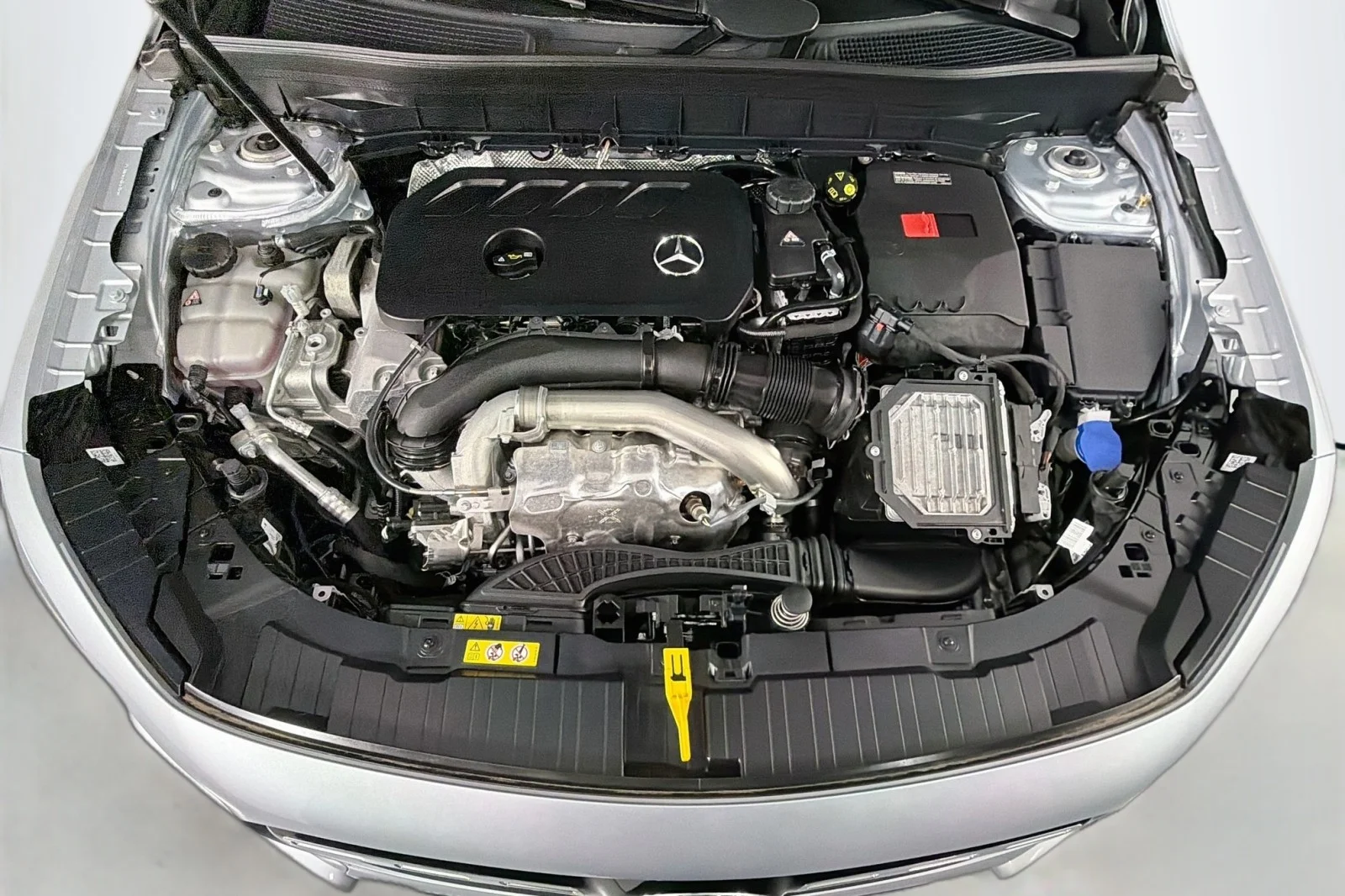 Used 2025 Cirrus Silver Metallic Mercedes-Benz 250 image 10