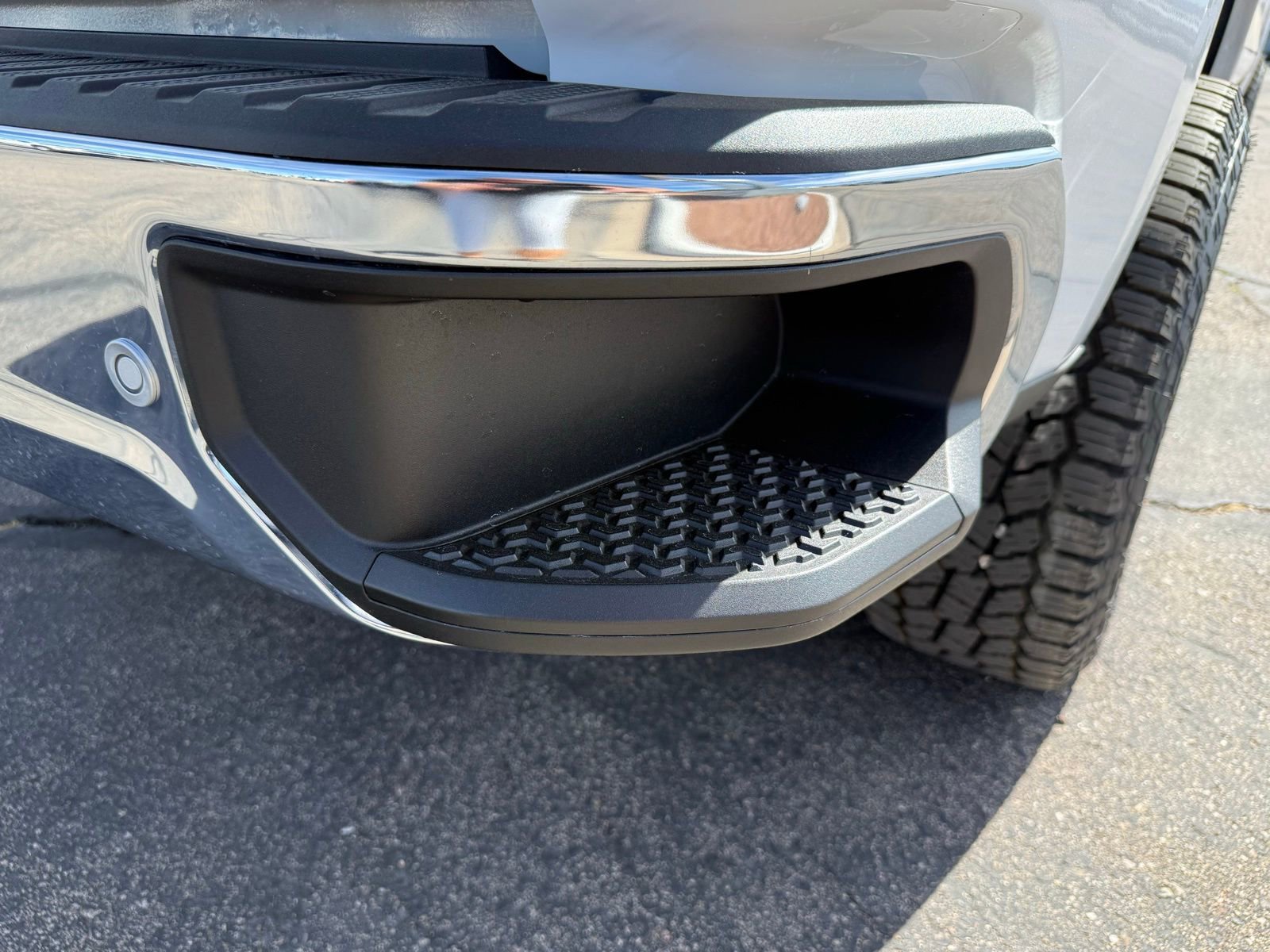 2026 Chevrolet Silverado 1500 LT - Photo 6