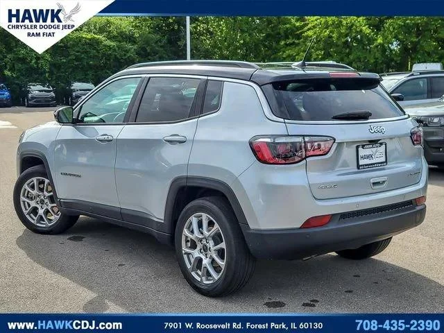 Certified Used 2025 Silver Jeep Limited image 7