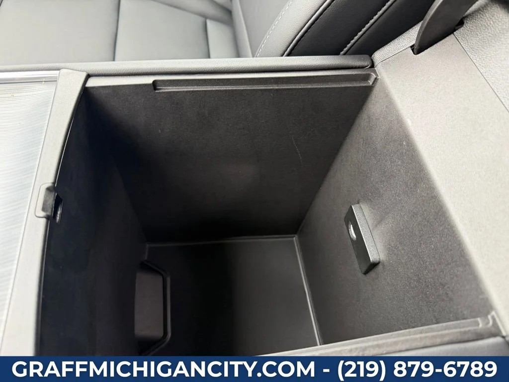2026 GMC Acadia Elevation - Photo 23