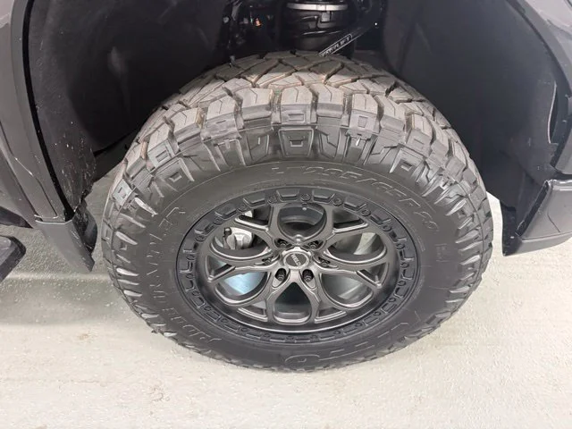 New 2026 Onyx Black GMC Elevation image 6