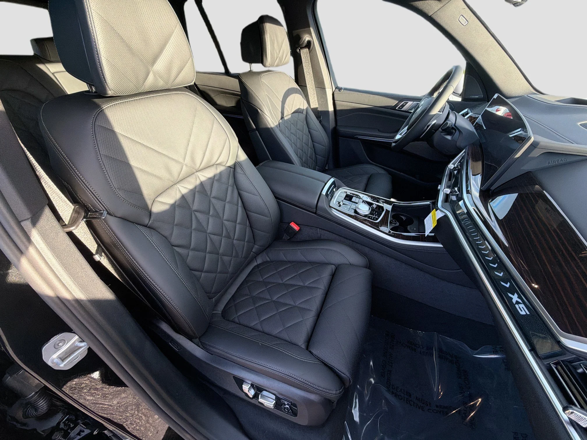 New 2026 Black Sapphire Metallic BMW xDrive50e image 15