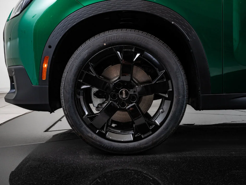 Used 2026 British Racing Green MINI Signature Plus image 13