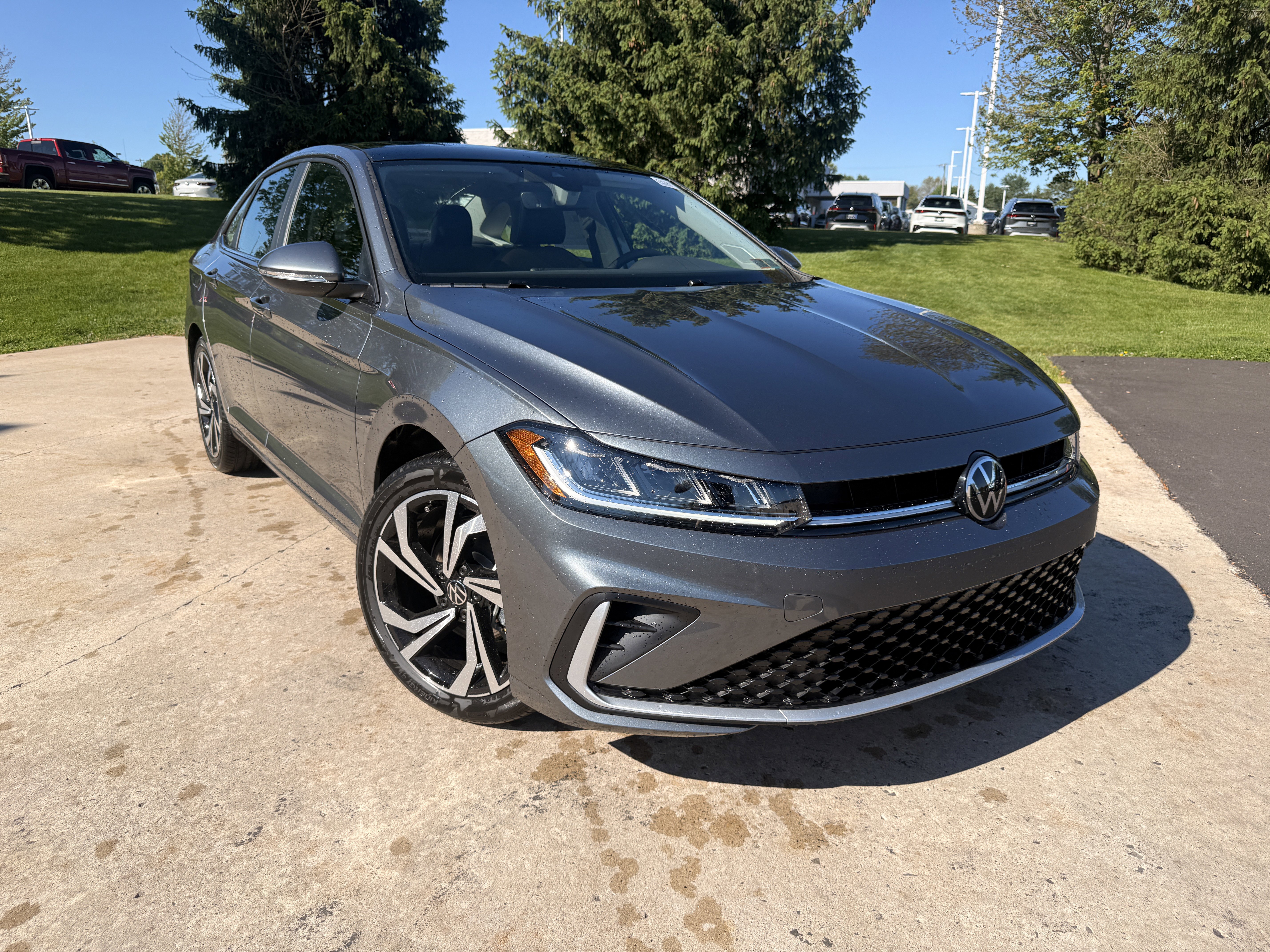 New 2026 Platinum Gray Metallic Volkswagen SEL image 17