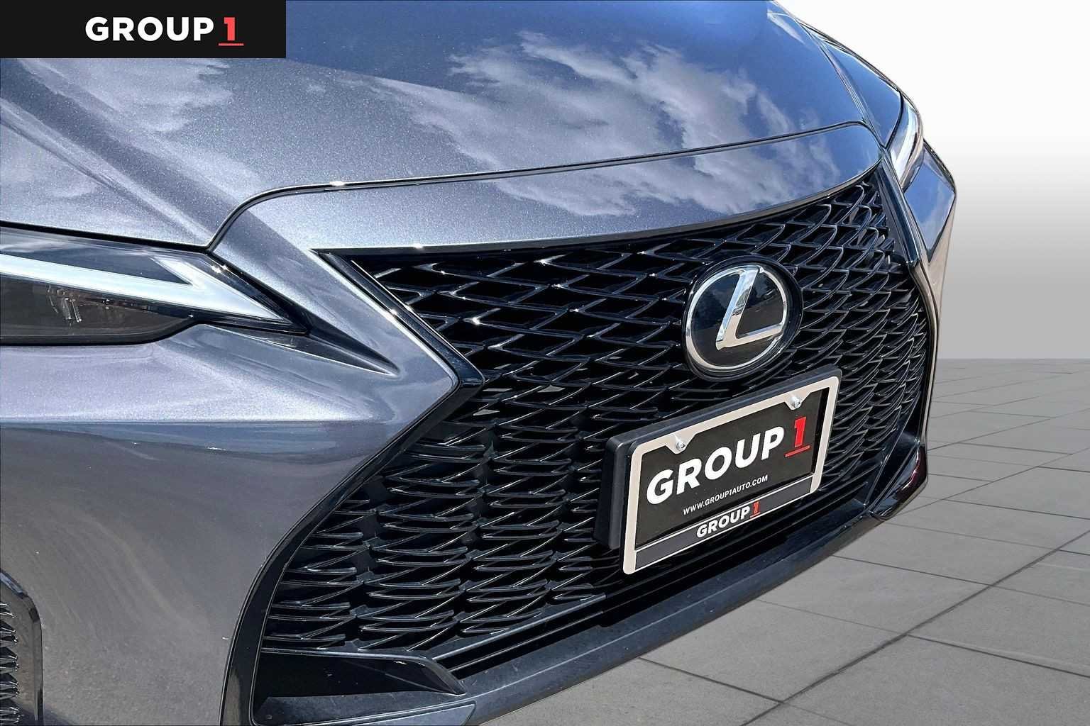 Certified Used 2025 Cloudburst Gray Lexus F SPORT Design image 27