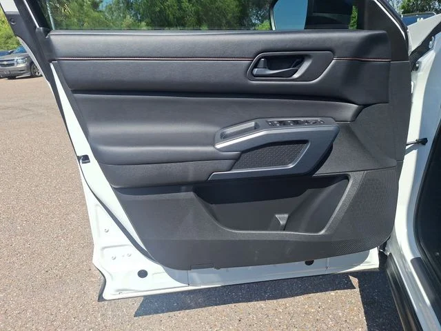 Used 2024 White Nissan Rock Creek image 11