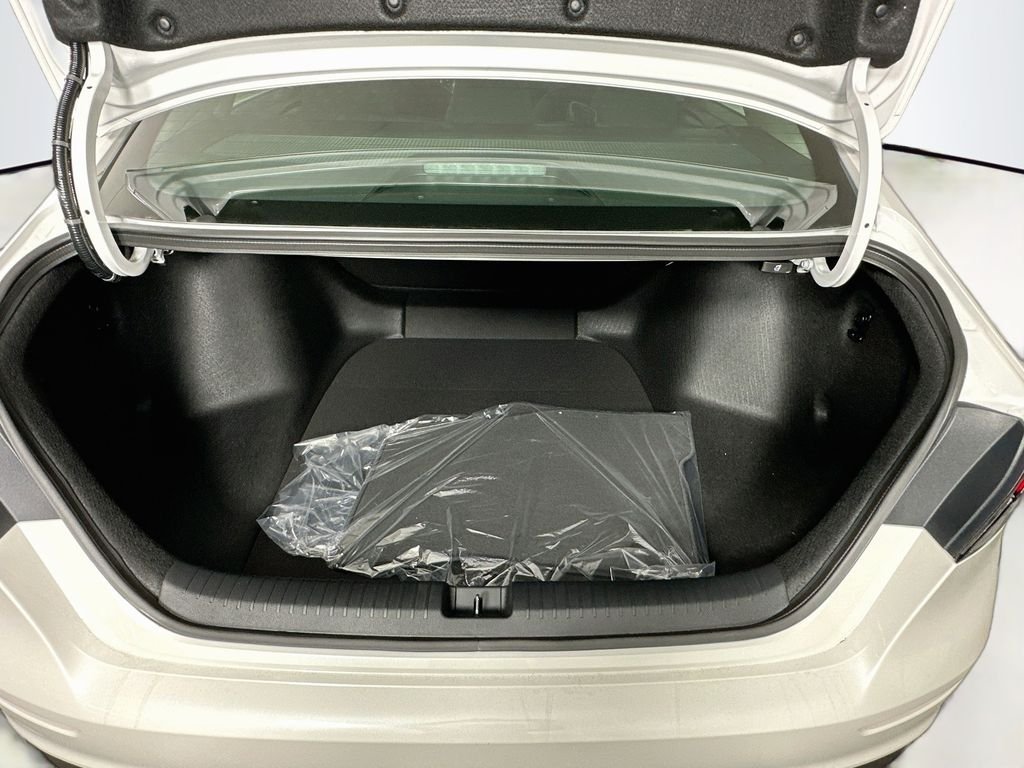 New 2026 Platinum White Pearl Honda LX image 23